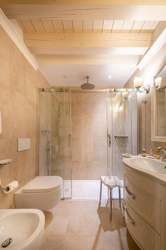 Comfort Double Room image 4