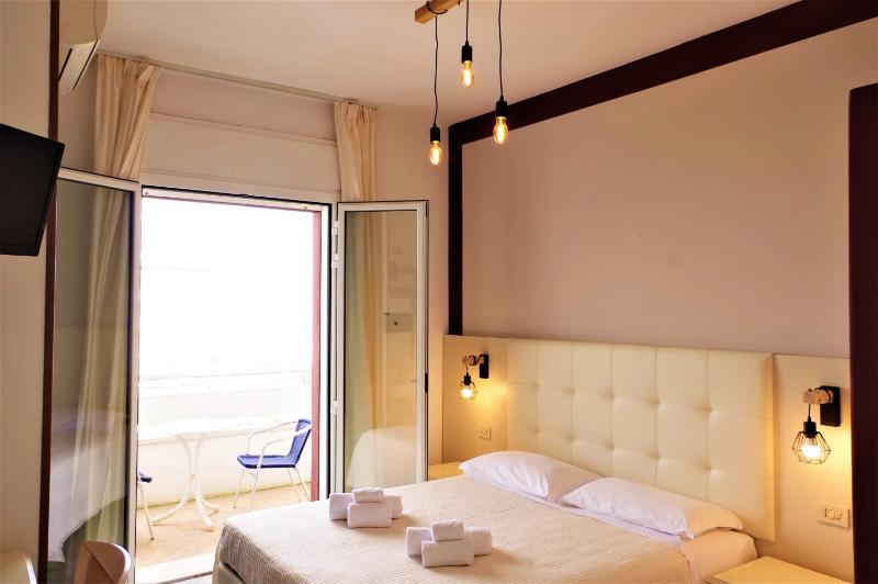 Superior Double Room image 1