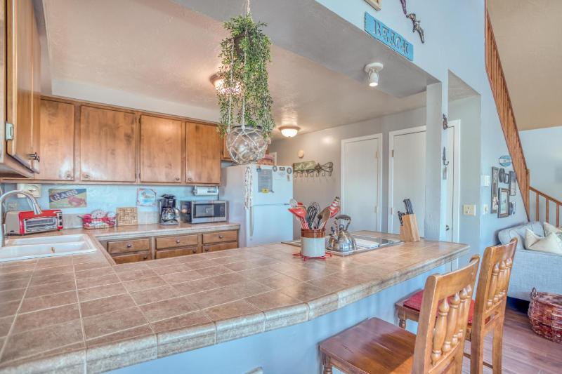High Tides Beach House - image 11