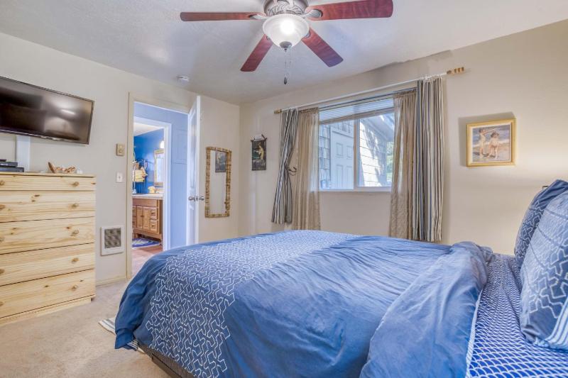 High Tides Beach House - image 22
