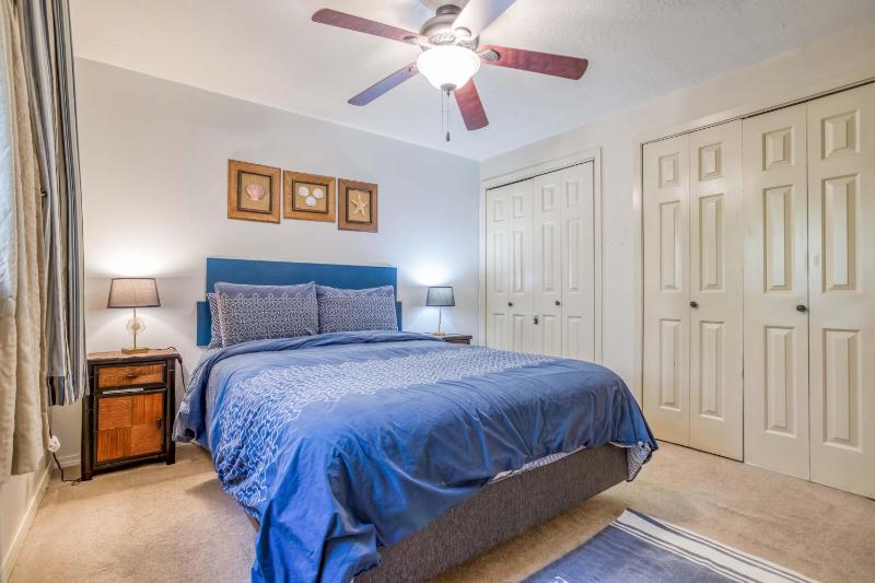 High Tides Beach House - image 14