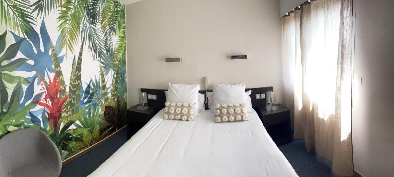 Superior Double or Twin Room with Garden View image 1