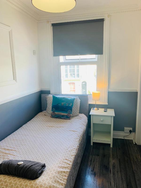 Circle Guest House Bed Only - image 28
