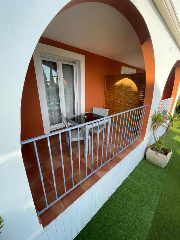 Family Room with Terrace (2 Adults + 2 Children) image 1