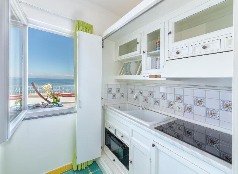 Junior Suite with Terrace image 2