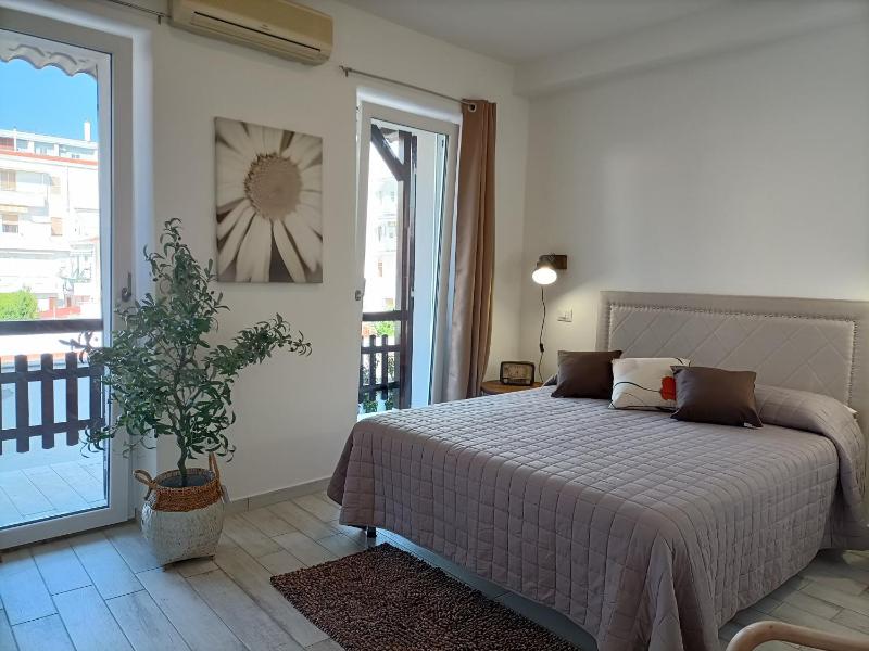 Superior Apartment image 4