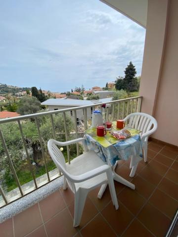 Two-Bedroom Apartment with Sea View image 4