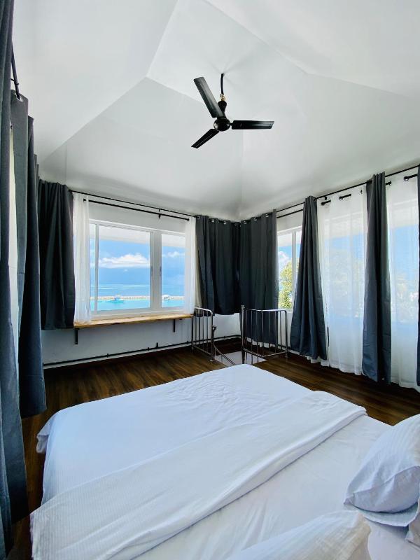 Hiraeth island home - image 16