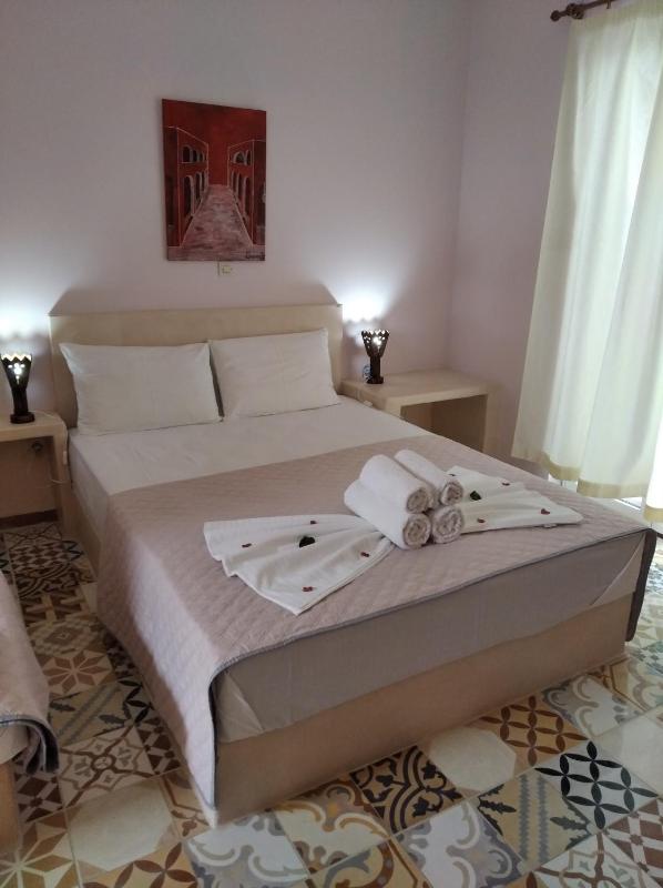 Studio Apartment image 4
