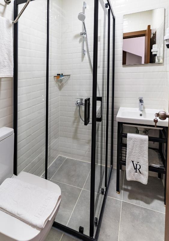 Triple Room image 2