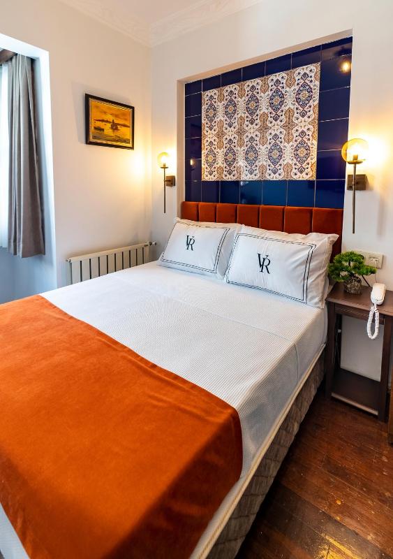 Double Room image 4