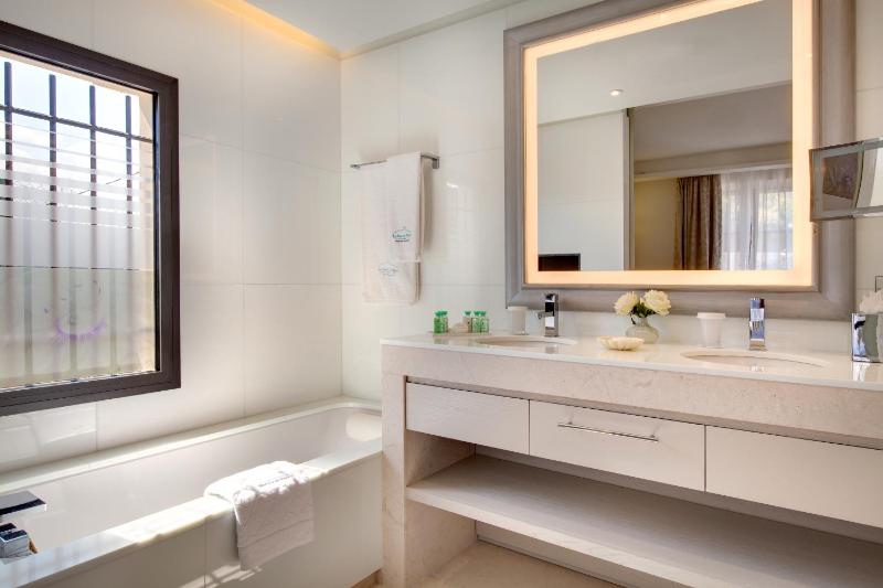 Suite Fleurs image 3