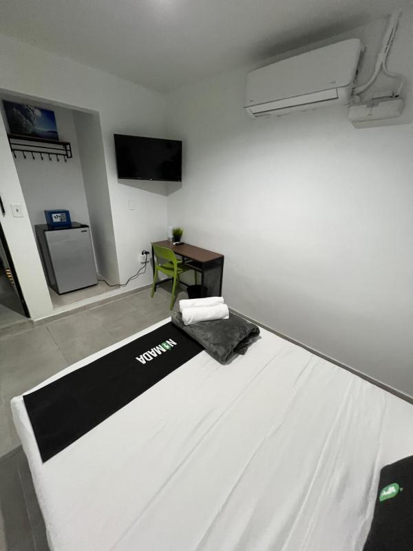 Deluxe Double Room image 3