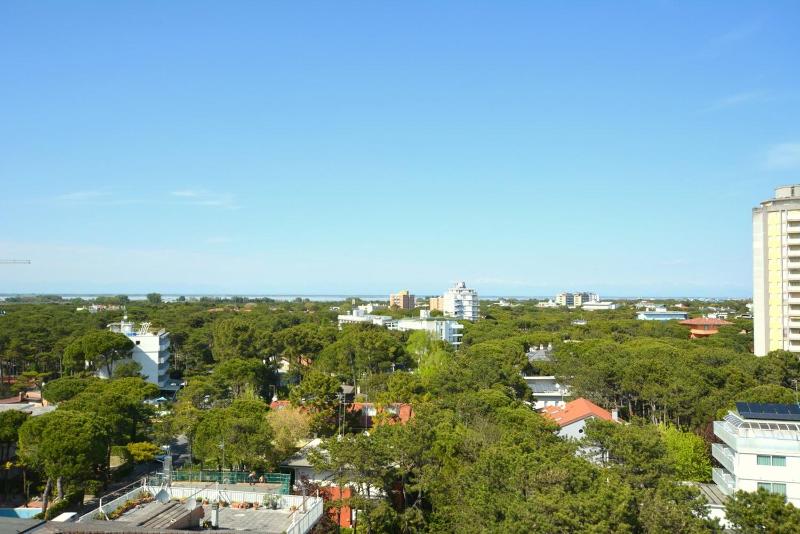 Lignano Pineta with sea view - image 22