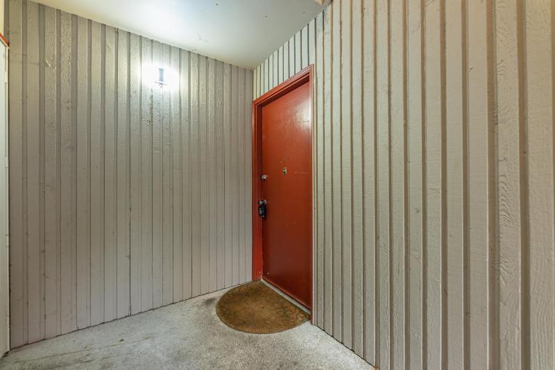 Two-Bedroom Apartment image 4