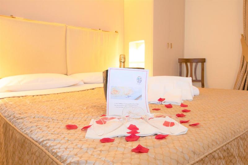 Superior Double Room image 1