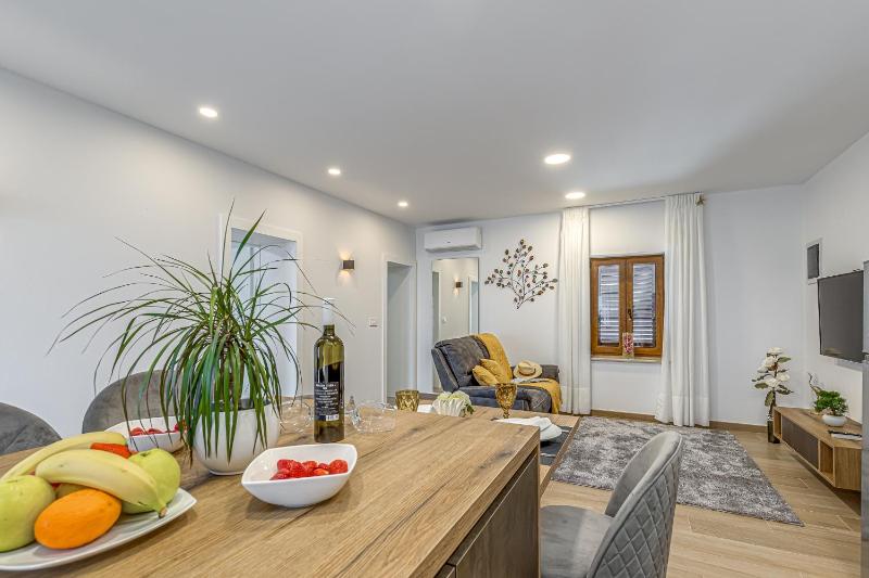 Apartment Nilda II - image 26