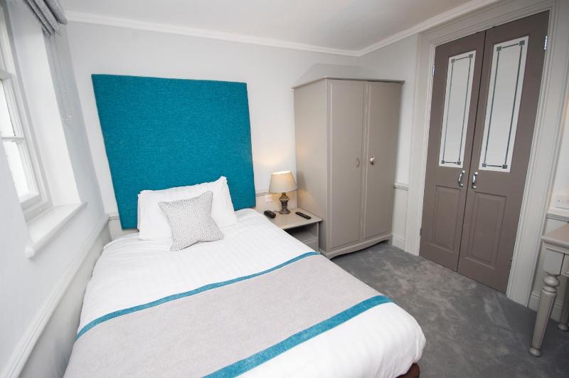 Classic Single Room image 1