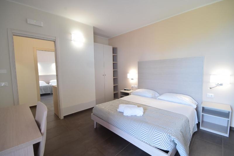 Family Suite with Balcony image 1