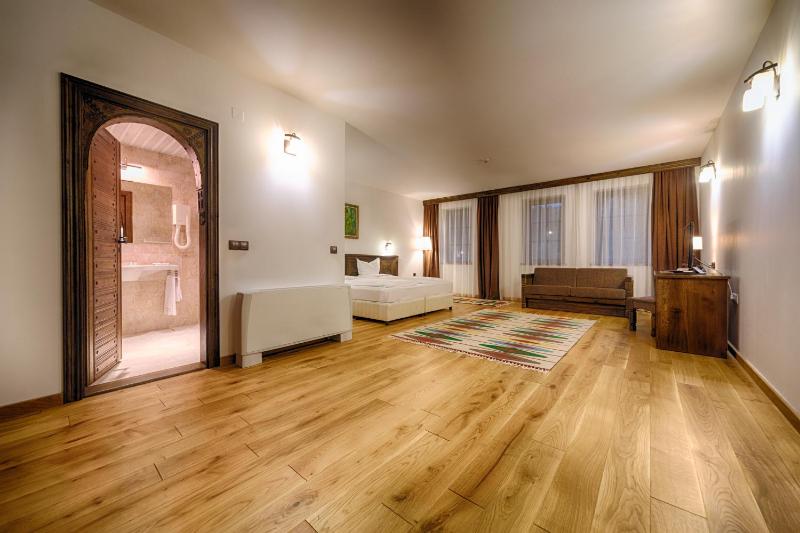 Junior Suite image 1