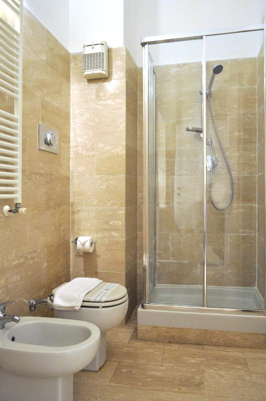 Loft - Basement image 3