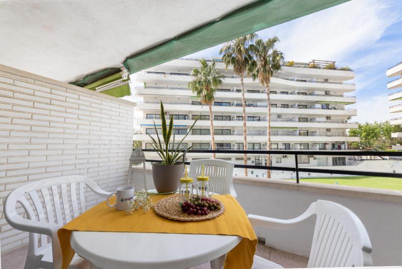 Apartment (2-4 Adults) image 1