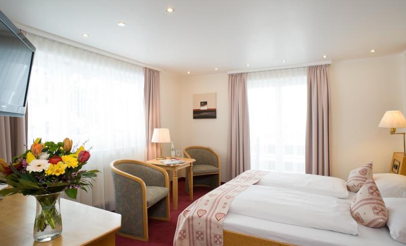 Comfort Double Room with Balcony image 2