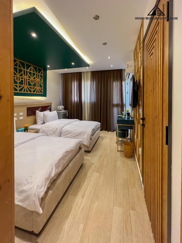 Deluxe Double Room image 1