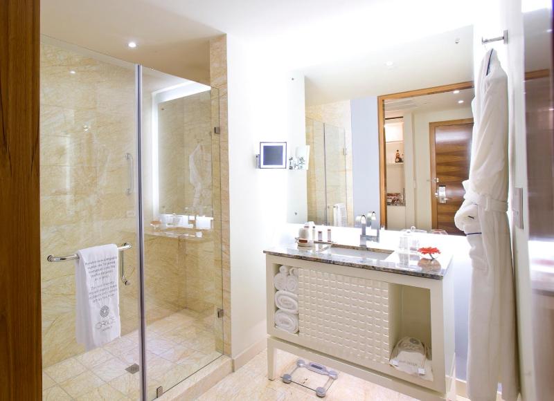 Global Hotel Panama - image 13