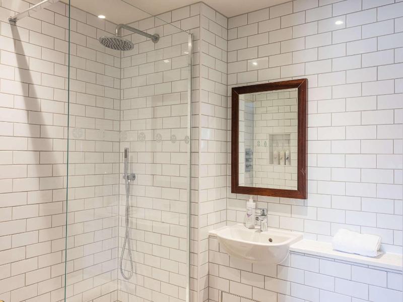 Superior Double Room image 2