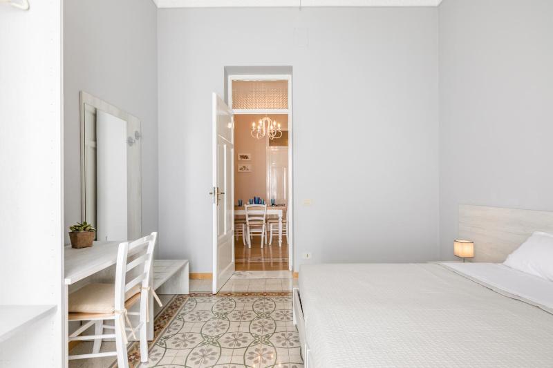 GuestHost - Stazione Notarbartolo Bright & Cozy Apartment - image 14