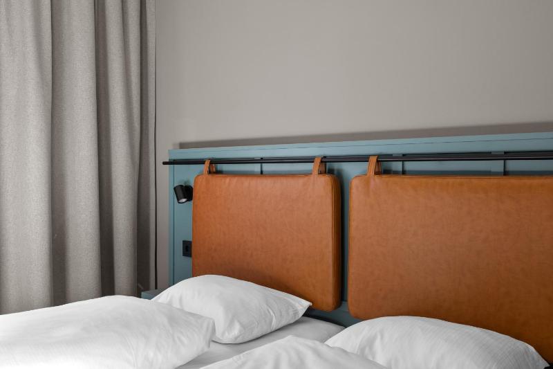 Standard Double Room image 2