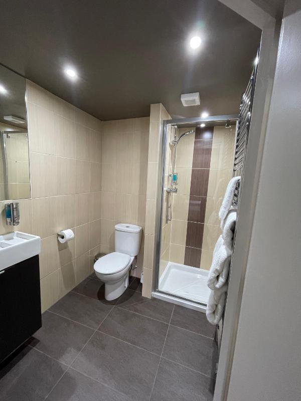 Double Room image 4