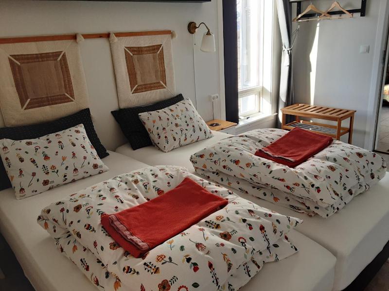 Double Room with Private Bathroom image 4