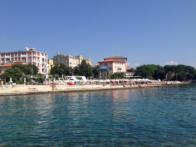 Opatija Central Studio Apartment - image 35