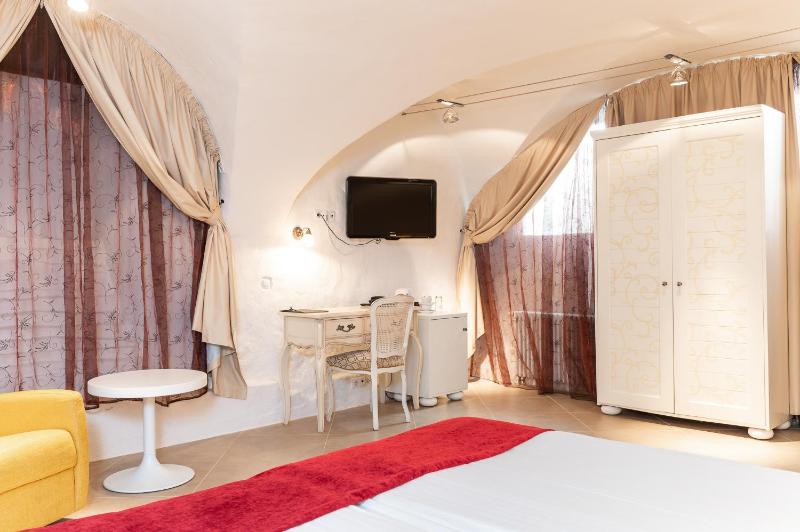 Superior Double or Twin Room with Free Parking image 4