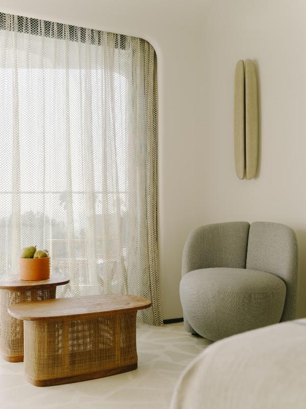 Deluxe Double or Twin Room image 1