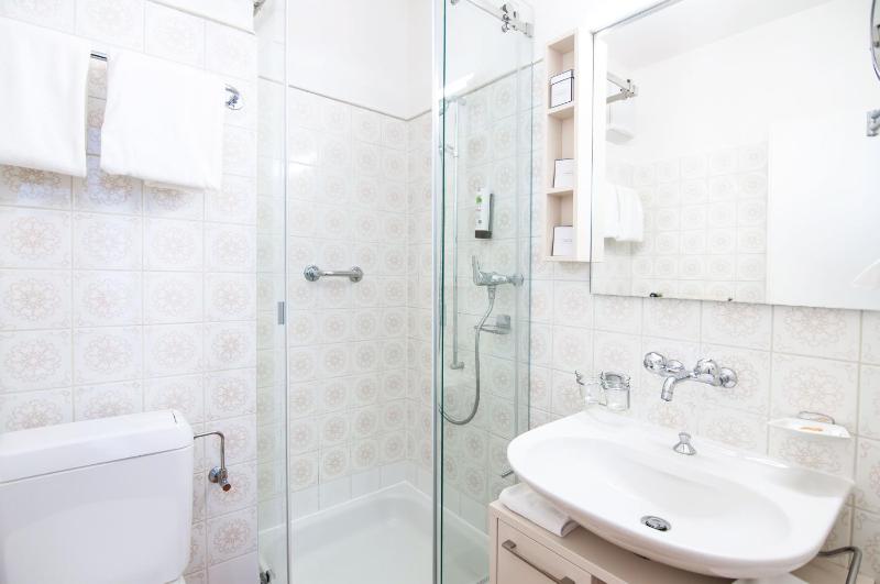 Superior Double Room with Balcony image 1