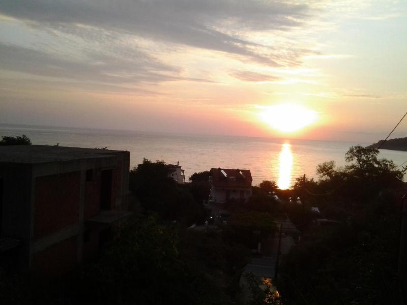 Studio with Sea View image 2