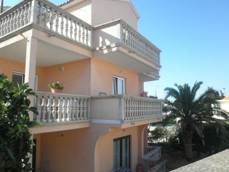 Apartments Dijana - image 17