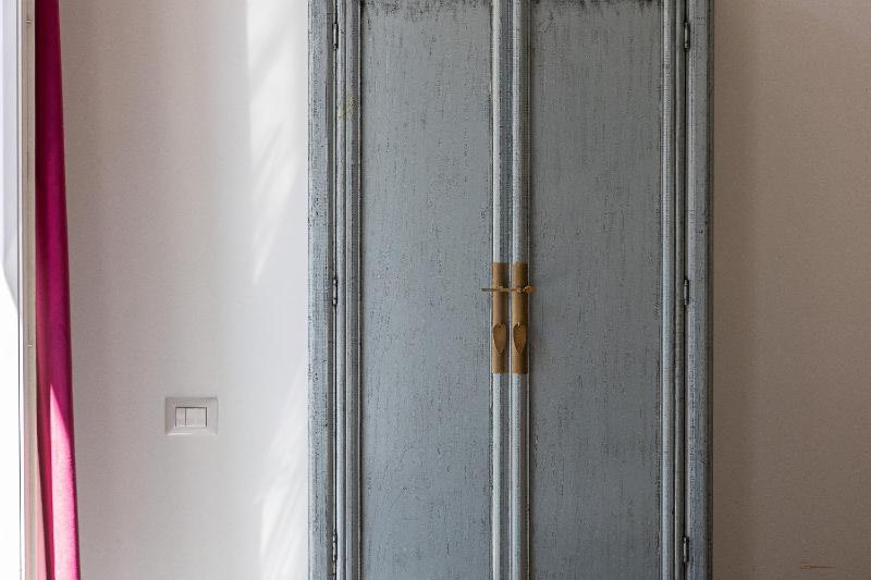 Junior Suite with Balcony image 2