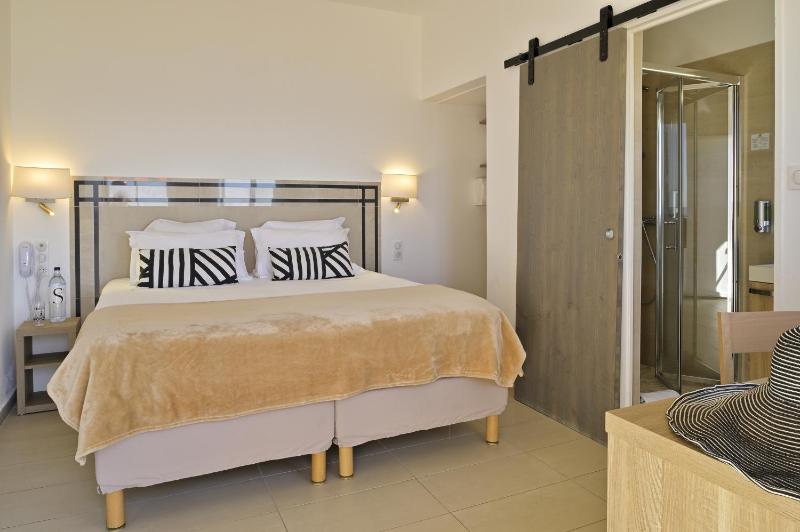 Room Seaside image 2