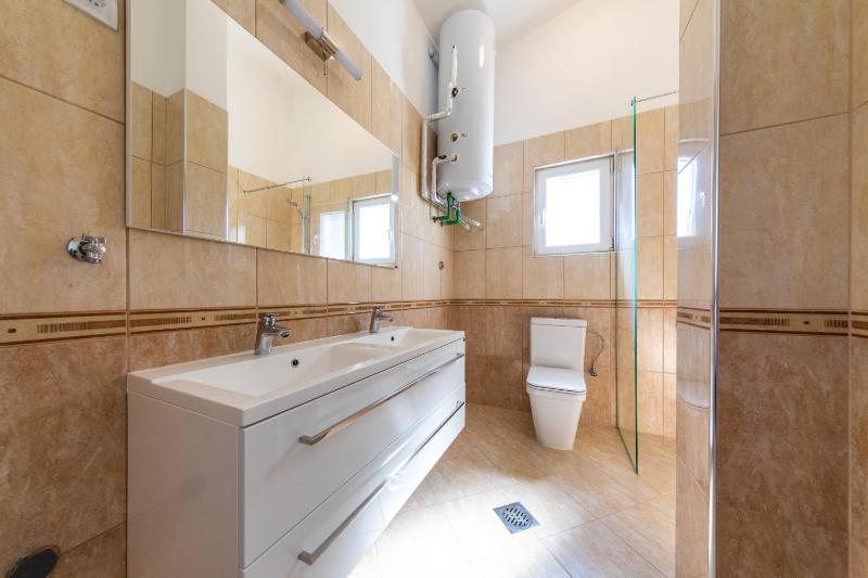 Two-Bedroom Villa image 2