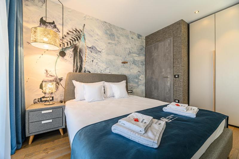 Superior Apartment image 2
