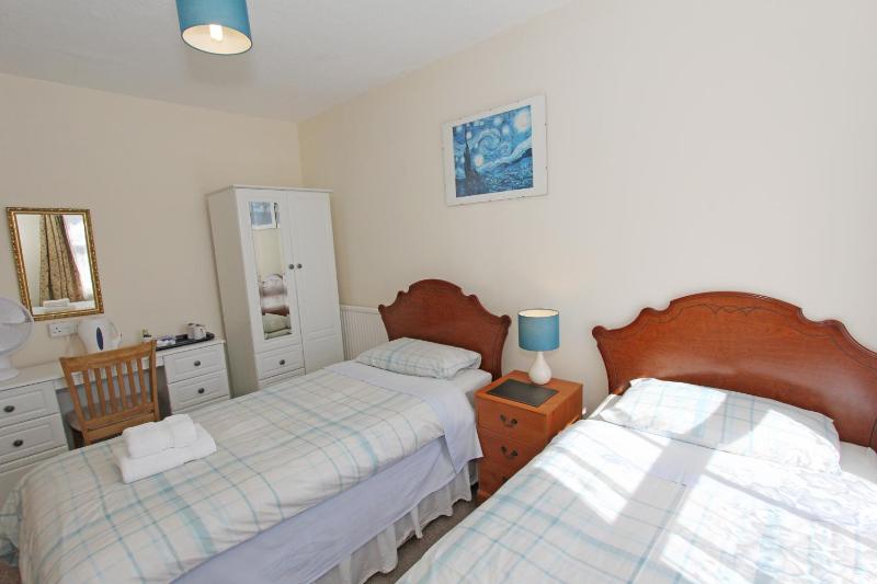 Twin Room - Second Floor image 4