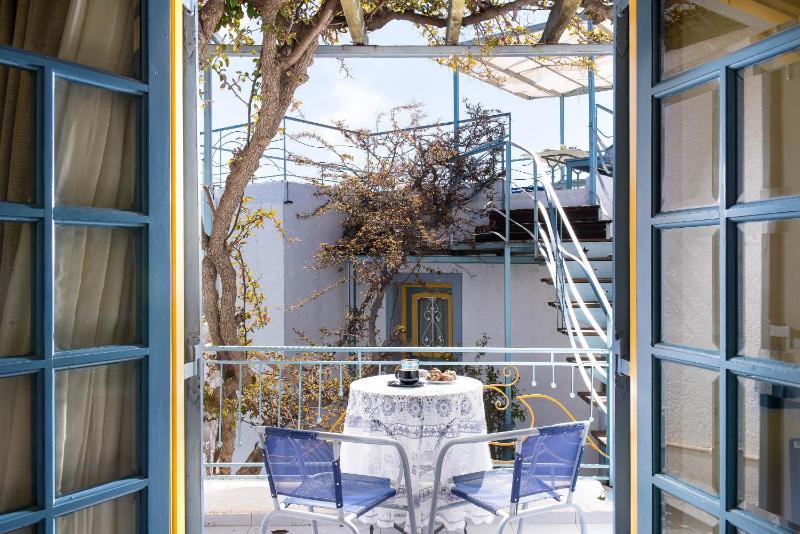 Superior Apartment with Panoramic Sea View image 2