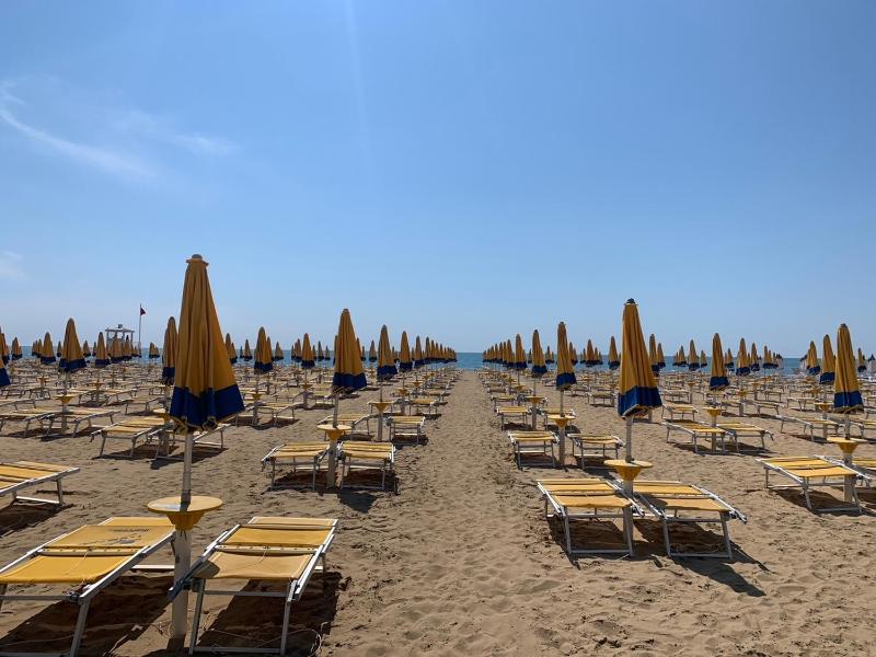 Jesolo Design Apartments - NEW 2025 - Central near the beach - image 8