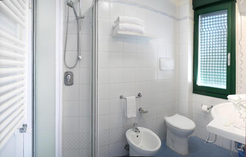 Family Room with Balcony (2 Adults + 2 Children) image 3