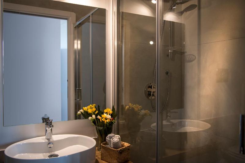 Residence Torremuzza - Charming House In The Heart Of Palermo with lovely view - image 18