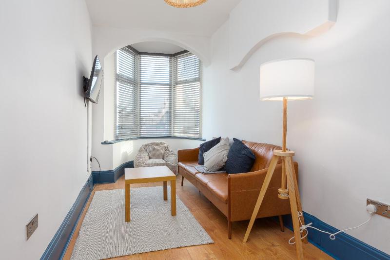 One-Bedroom Apartment - Ground Floor image 4